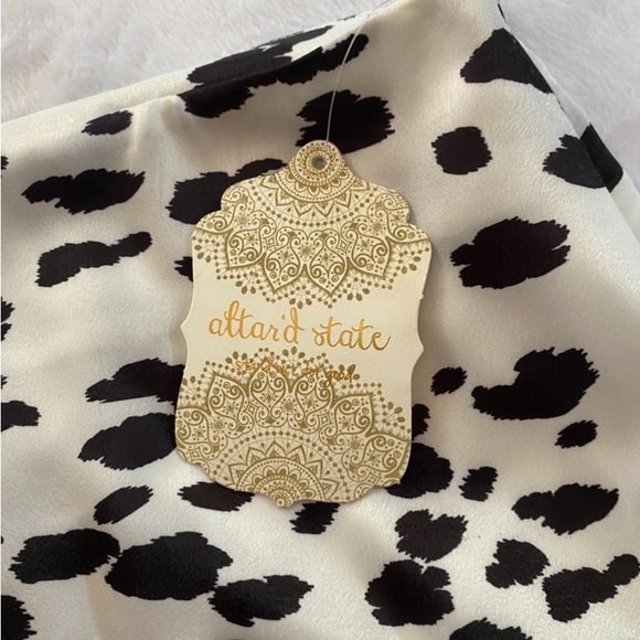 NWT Medium Alter’d state black cow print skirt - Picture 5 of 6